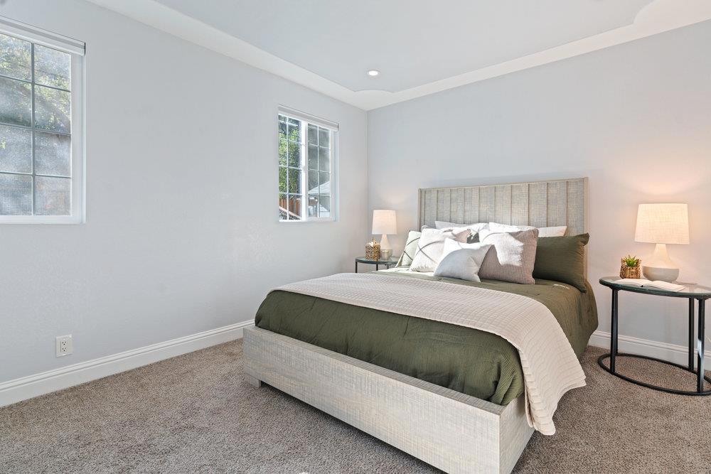 564 Hillcrest Drive, California home-pic-23