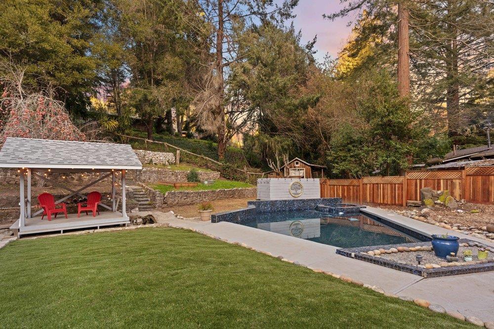 564 Hillcrest Drive, California home-pic-61