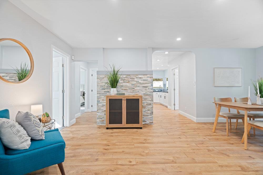564 Hillcrest Drive, California home-pic-21