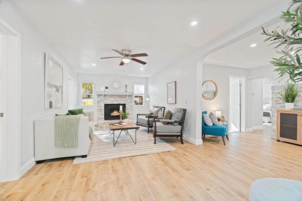 564 Hillcrest Drive, California home-pic-10