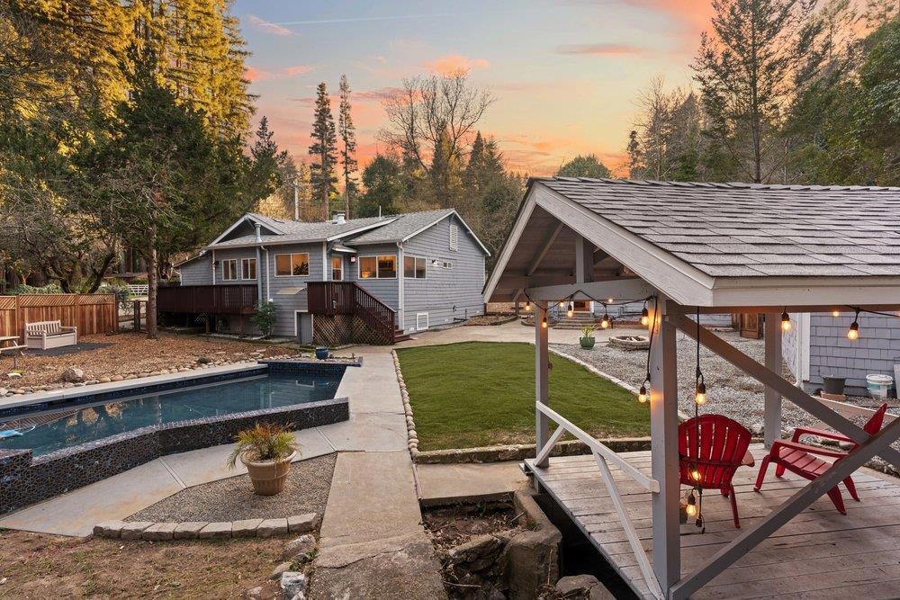 564 Hillcrest Drive, California home-pic-64