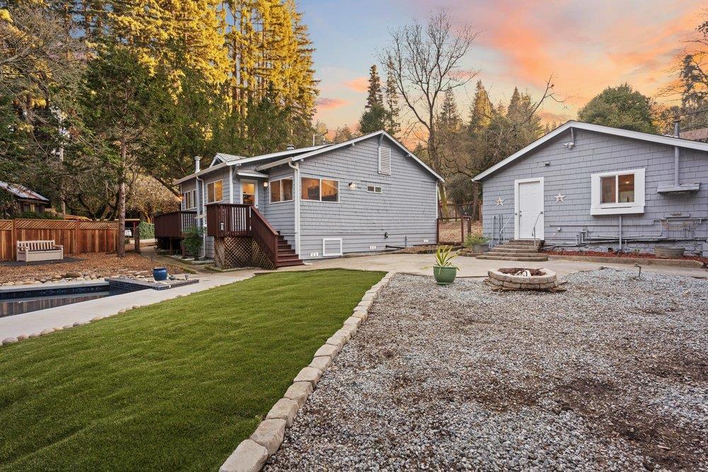 564 Hillcrest Drive, California home-pic-77