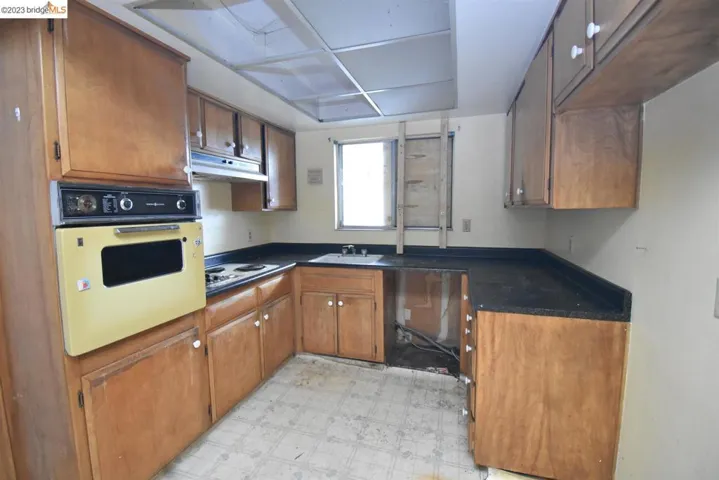 1100 Galaxy Dr, Yuba City, California 95991