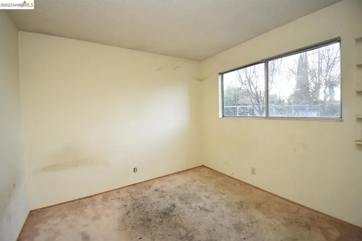 1100 Galaxy Dr, Yuba City, California 95991