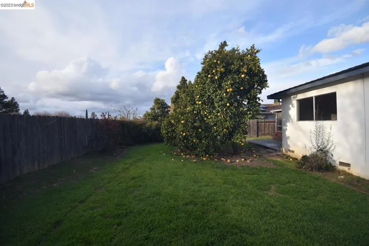 1100 Galaxy Dr, Yuba City, California 95991