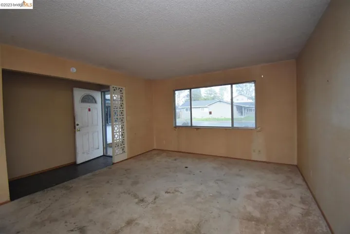 1100 Galaxy Dr, Yuba City, California 95991