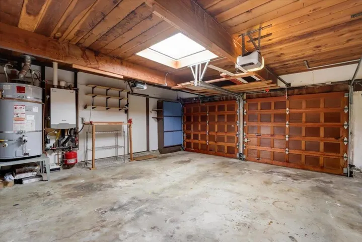 3391 Thomas Drive, Palo Alto, California 94303