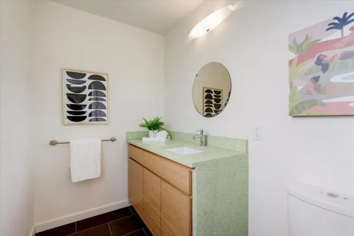 3391 Thomas Drive, Palo Alto, California 94303
