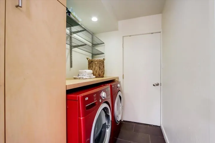 3391 Thomas Drive, Palo Alto, California 94303