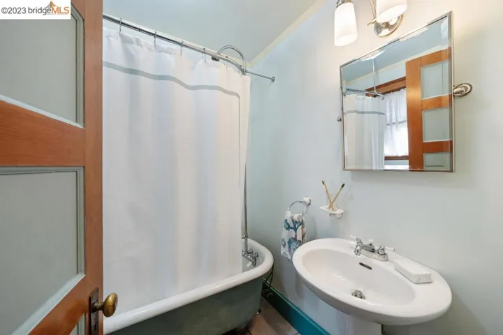 3059 Richmond Blvd, Oakland, California 94611