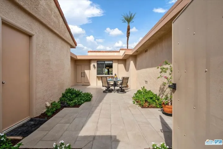88 Sunrise Drive, Rancho Mirage, California 92270