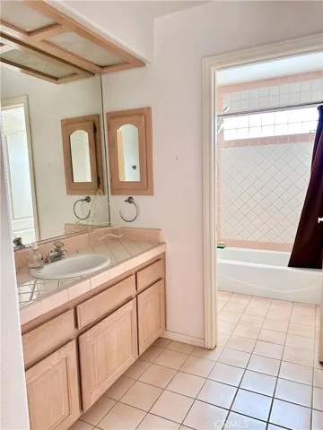27365 Silver Lakes Parkway, Helendale, California 92342