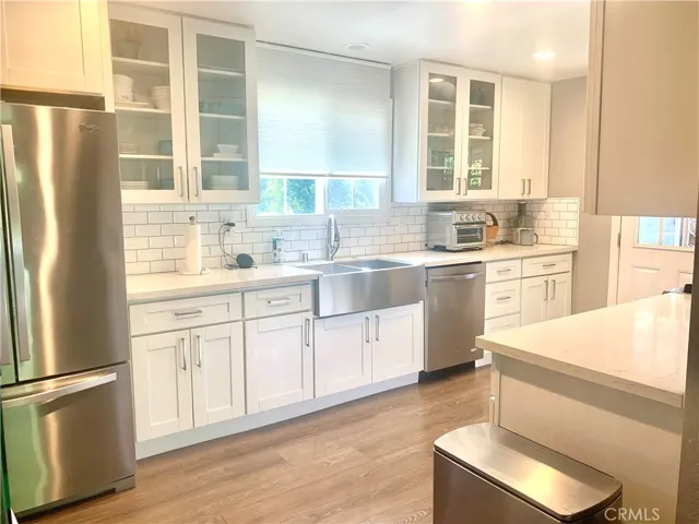 20759 Clark Street, Woodland Hills, California 91367