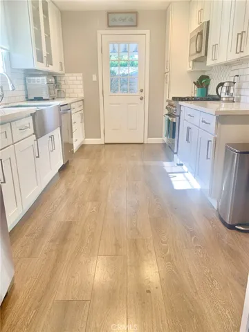 20759 Clark Street, Woodland Hills, California 91367