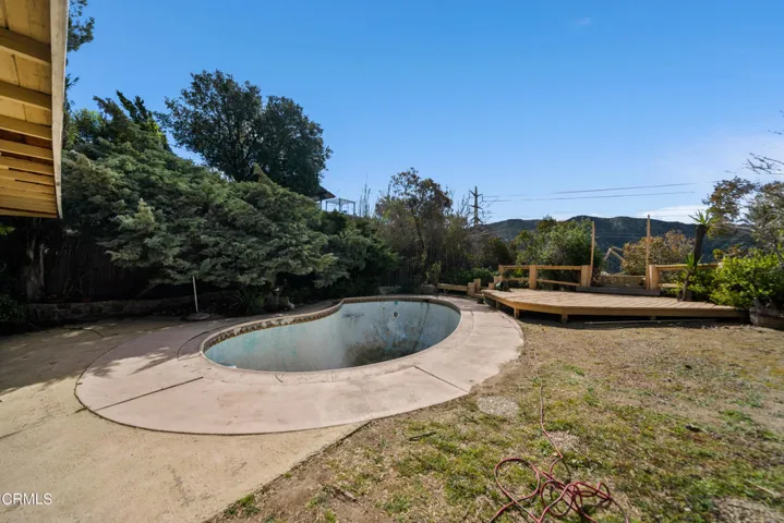 7024 Charrick Pl-28