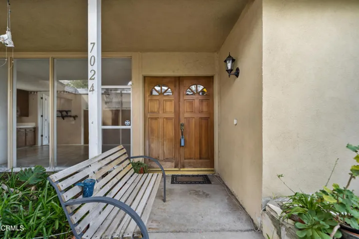7024 Charrick Pl-3