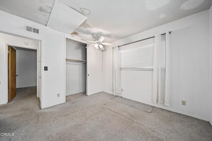 7024 Charrick Pl-20
