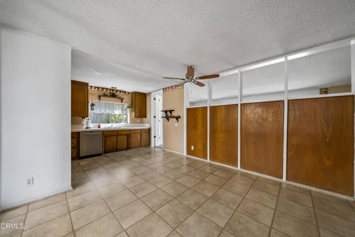 7024 Charrick Pl-6