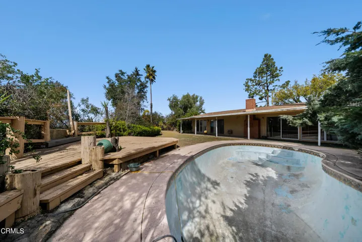 7024 Charrick Pl-29