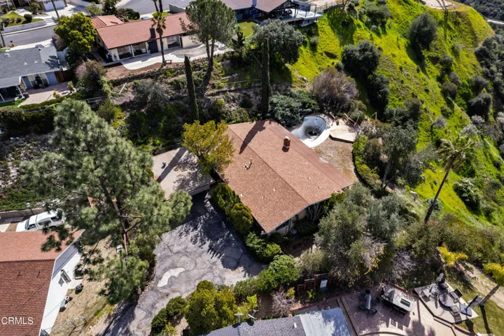 7024 Charrick Pl-40