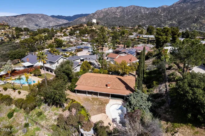 7024 Charrick Pl-38