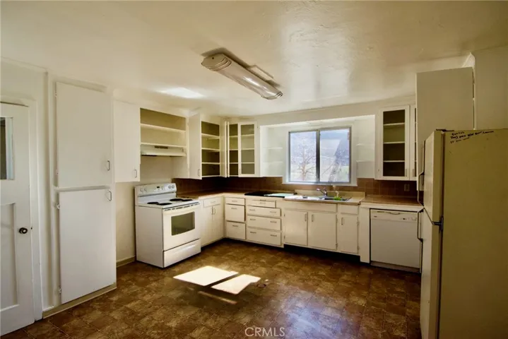 300 Herzog Boulevard 3, Yreka, California 96097