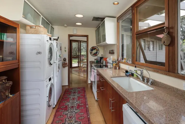 3618 Laguna Avenue, Palo Alto, California 94306