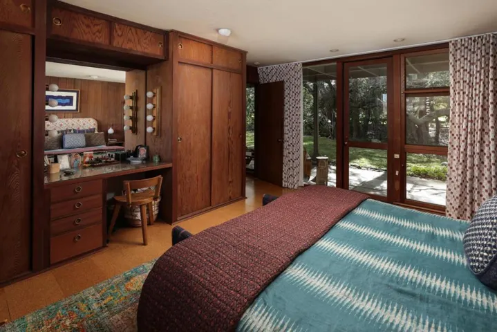 3618 Laguna Avenue, Palo Alto, California 94306
