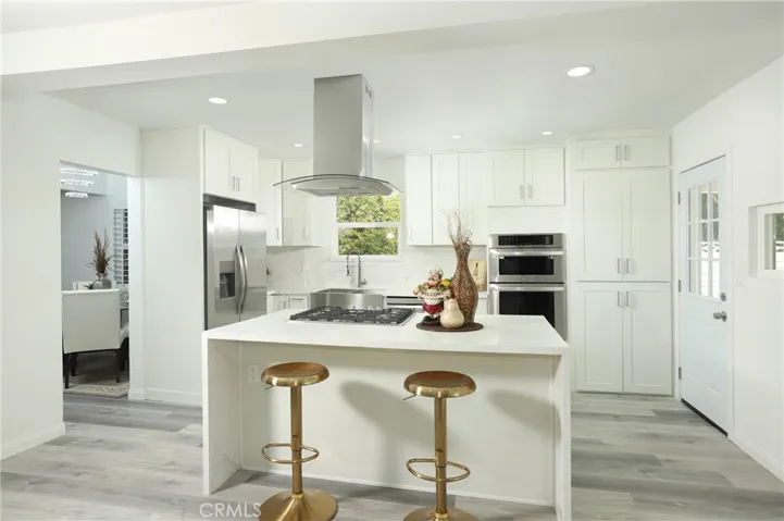 2616 N Buena Vista Street, Burbank, California 91504
