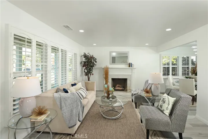 2616 N Buena Vista Street, Burbank, California 91504