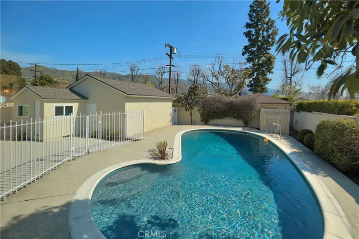 Gas heated pool
