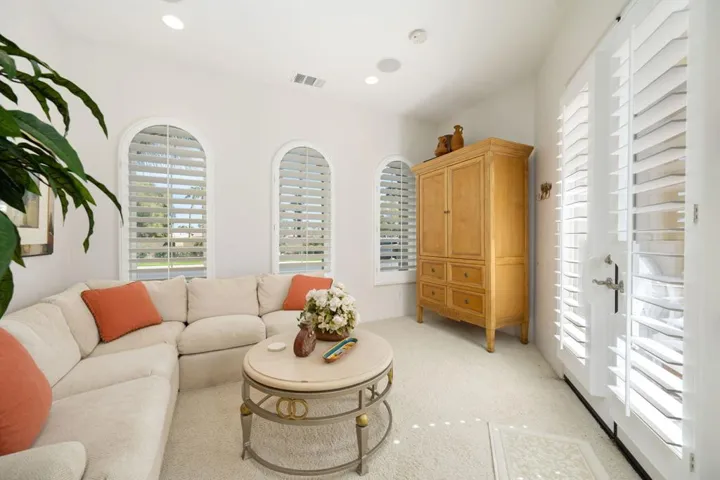 51-web-or-mls-JV_WingedFoot_0223_051