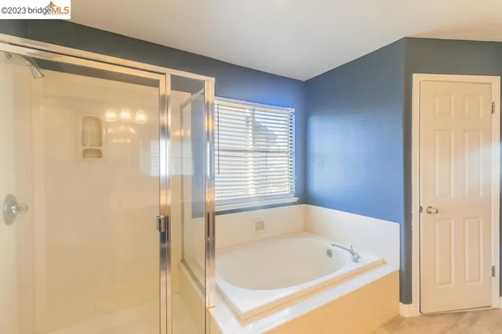 1556 Autumn Valley Way, Brentwood, California 94513