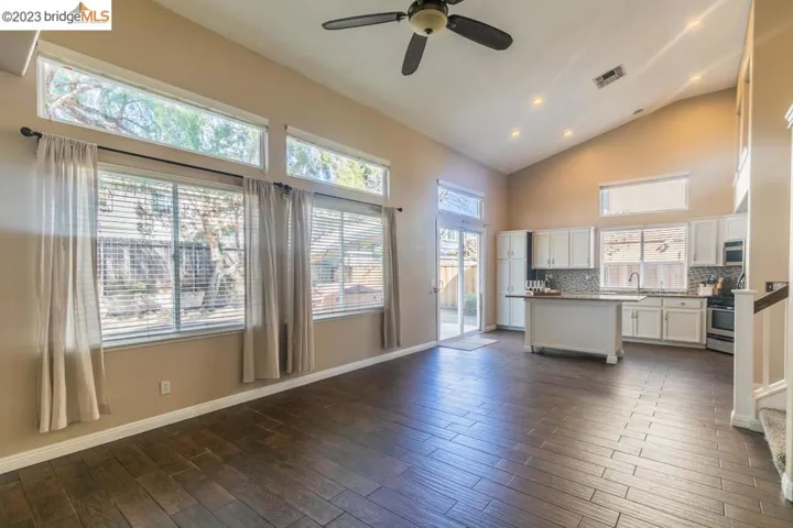 1556 Autumn Valley Way, Brentwood, California 94513