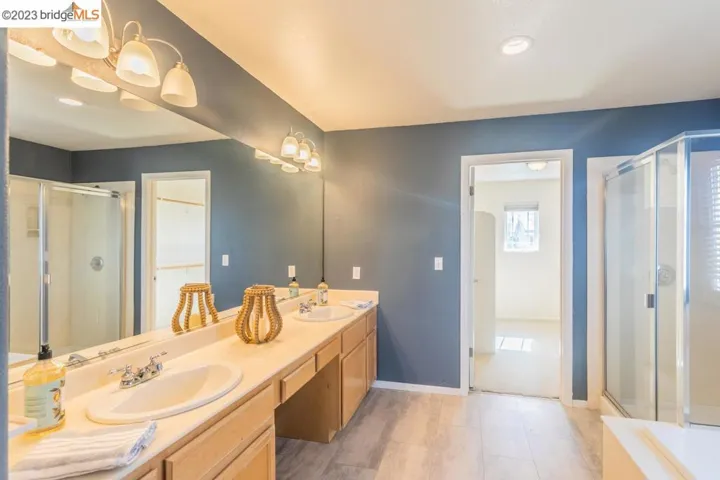 1556 Autumn Valley Way, Brentwood, California 94513