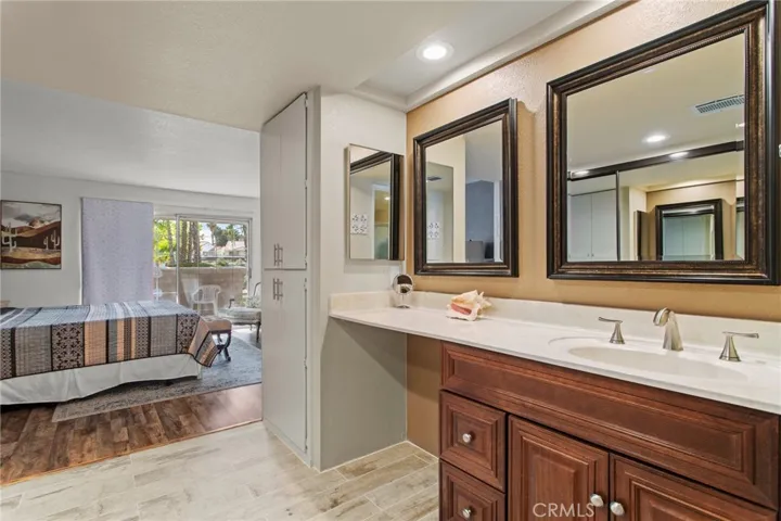 500 S Farrell Drive O93, Palm Springs, California 92264