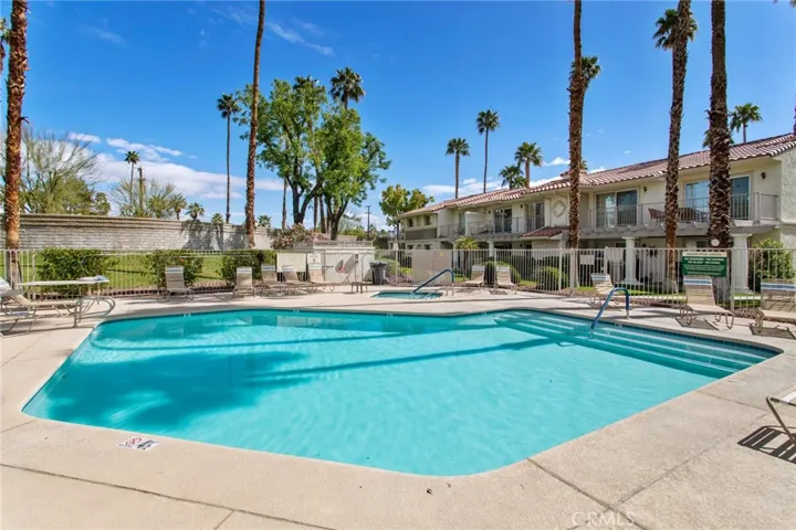 500 S Farrell Drive O93, Palm Springs, California 92264