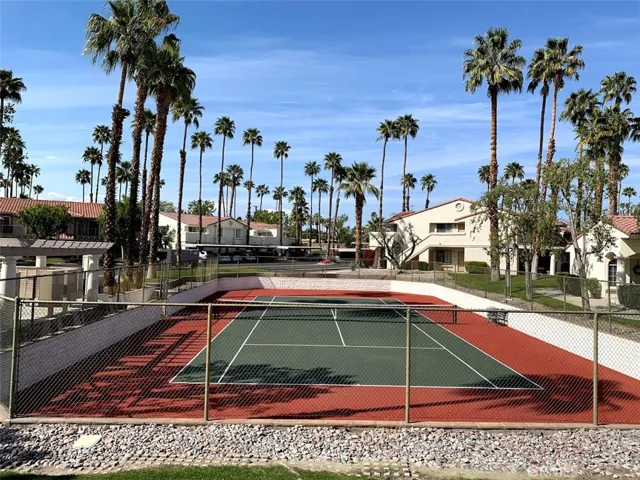 500 S Farrell Drive O93, Palm Springs, California 92264