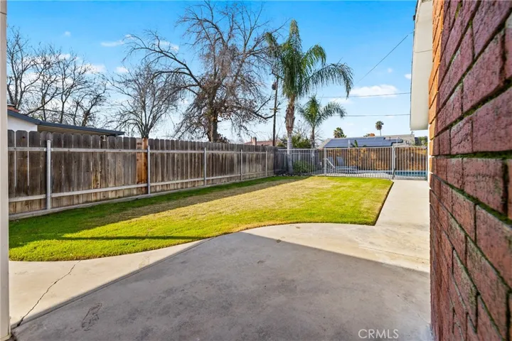 261 E Fargo Avenue, Hanford, California 93230