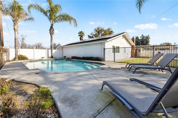 261 E Fargo Avenue, Hanford, California 93230