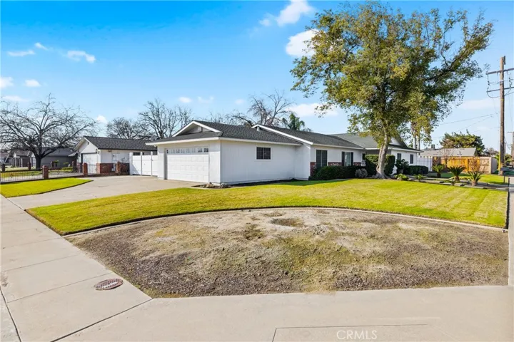 261 E Fargo Avenue, Hanford, California 93230