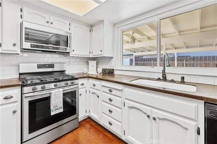 261 E Fargo Avenue, Hanford, California 93230