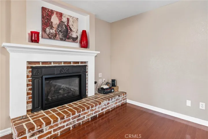 261 E Fargo Avenue, Hanford, California 93230