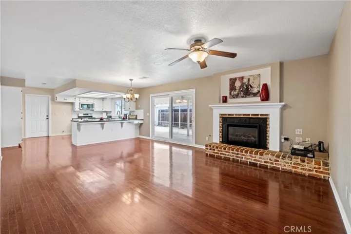 261 E Fargo Avenue, Hanford, California 93230