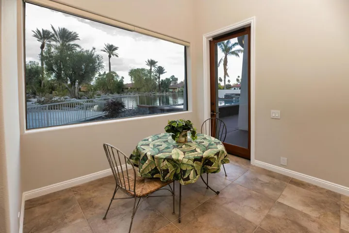 336 Crestlake-26