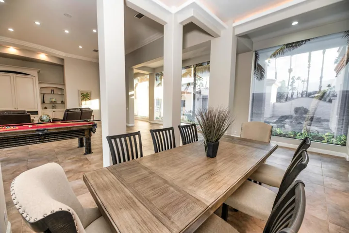 336 Crestlake-24