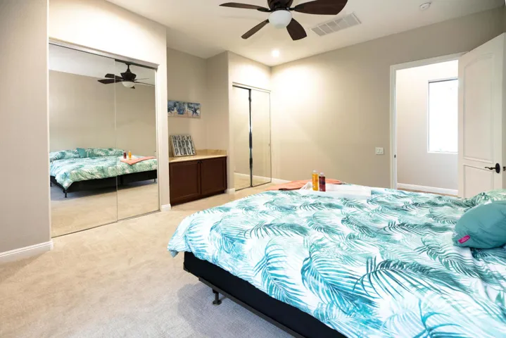 336 Crestlake-35
