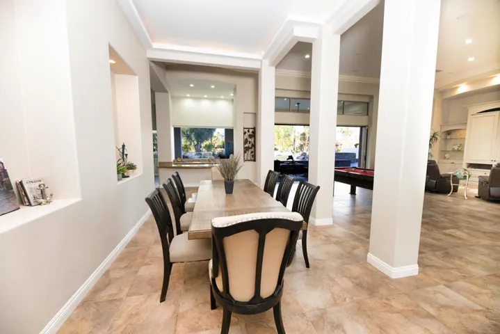 336 Crestlake-23
