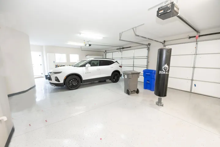 336 Crestlake-31