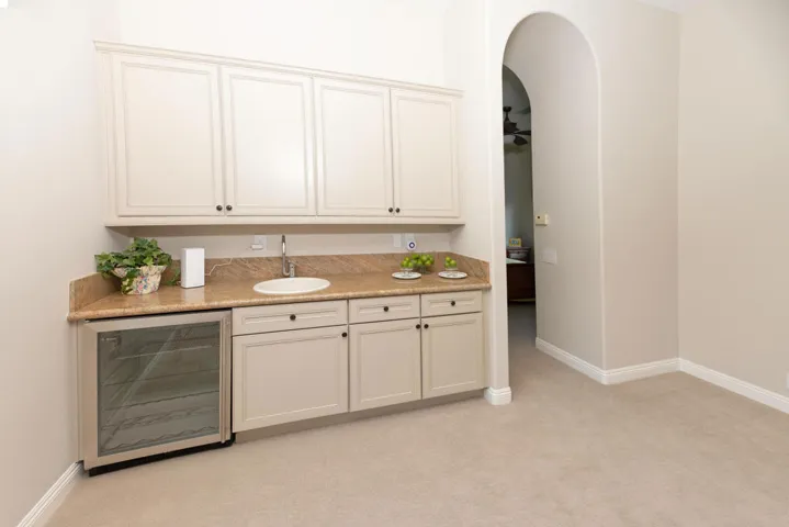 336 Crestlake-38